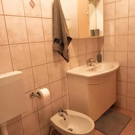 Apartman Dora Pula Exterior photo