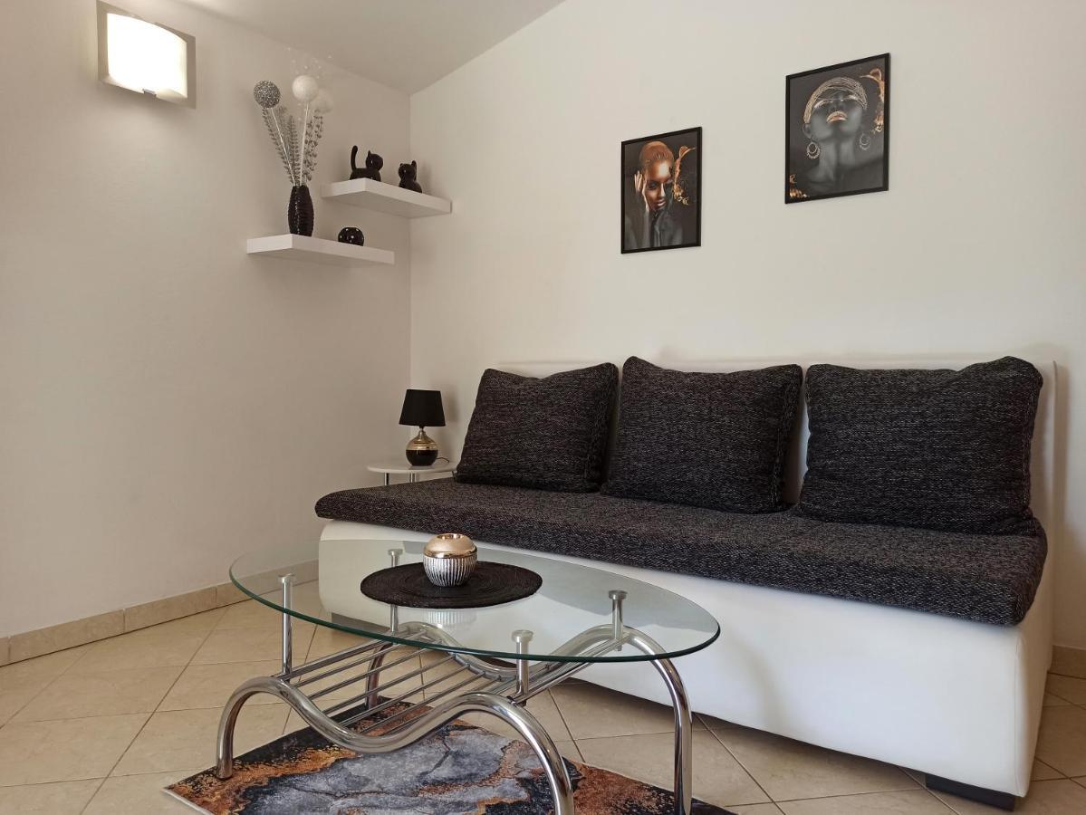 Dora Apartment Pula